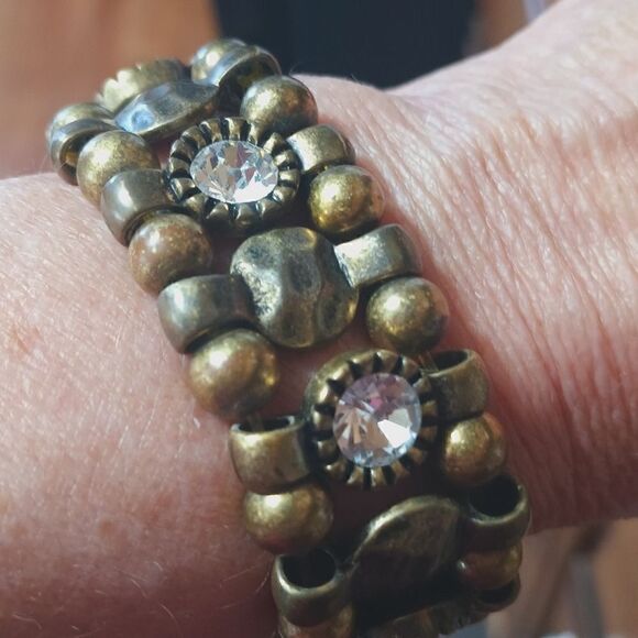 ECCENTRIC 7" Antiqued Brass Crystals Bracelet - Picture 1 of 3